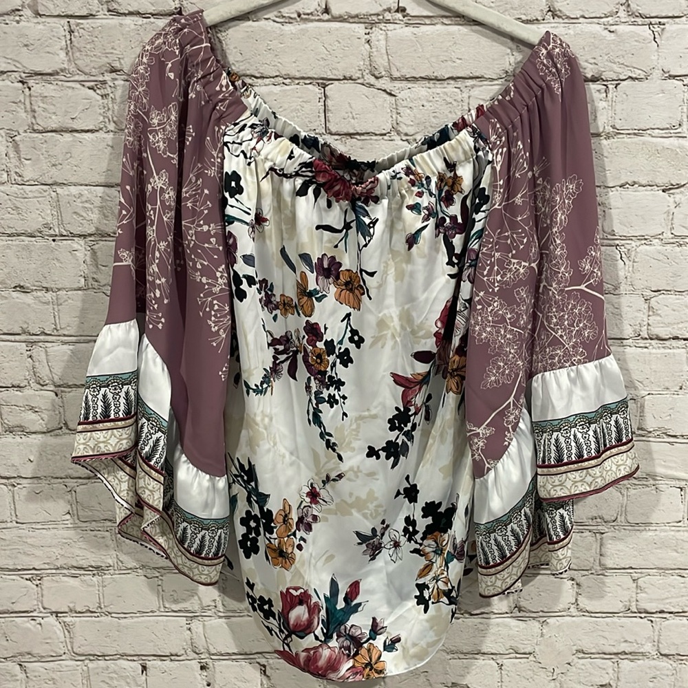 White House Black Market Floral Blouse